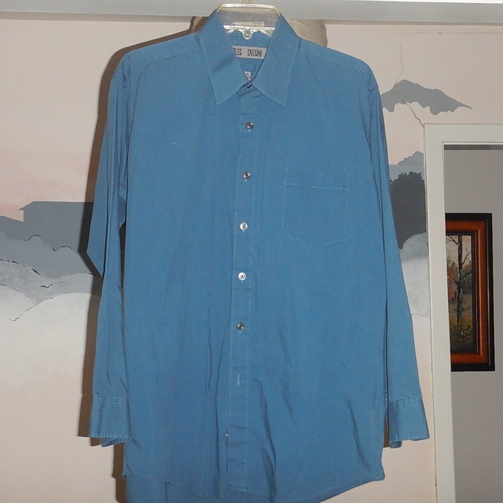 Men's Blue/Gray Oleg Cassini button down dress shirt 16  32-33